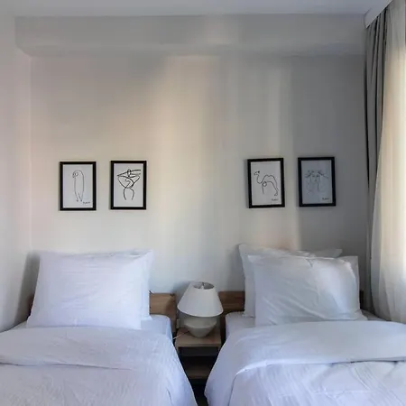 Bright Loft With 3 Bedrooms And Terrace In Galata דירה *