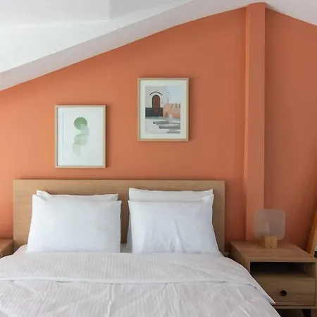 Bright Loft With 3 Bedrooms And Terrace In Galata דירה *