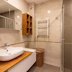 Bright Loft With 3 Bedrooms And Terrace In Galata Apartment *