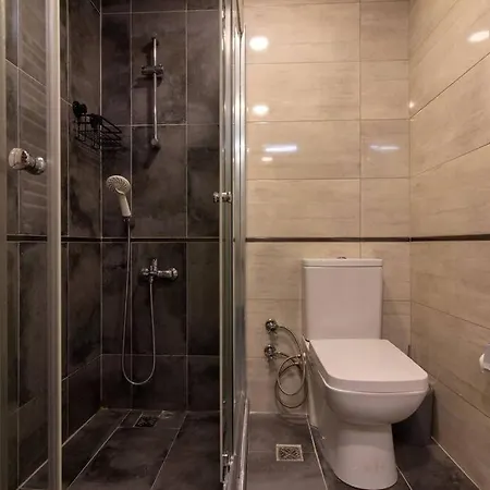 Lägenhet Bright Loft With 3 Bedrooms And Terrace In Galata *