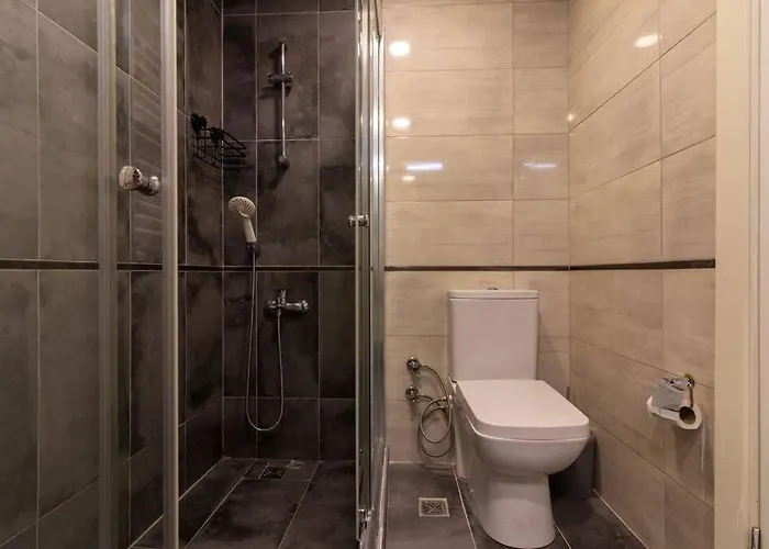 Appartamento Bright Loft With 3 Bedrooms And Terrace In Galata *