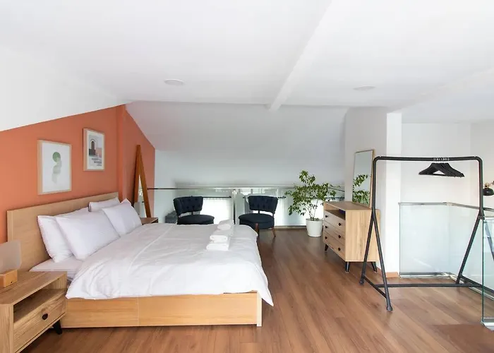 Appartamento Bright Loft With 3 Bedrooms And Terrace In Galata Provincia di Istanbul