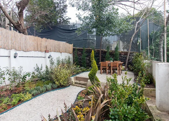 Appartamento Bright Loft With 3 Bedrooms And Terrace In Galata