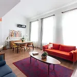 Apartment Bright Loft With 3 Bedrooms And Terrace In Galata *