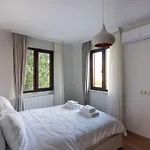 Bright Loft With 3 Bedrooms And Terrace In Galata