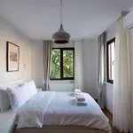 Apartment Bright Loft With 3 Bedrooms And Terrace In Galata *