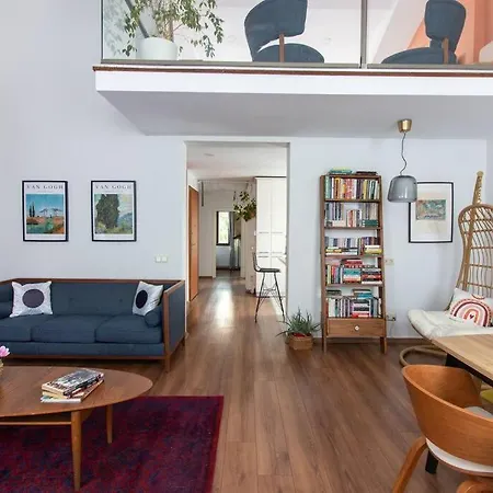 Bright Loft With 3 Bedrooms And Terrace In Galata Istanbul